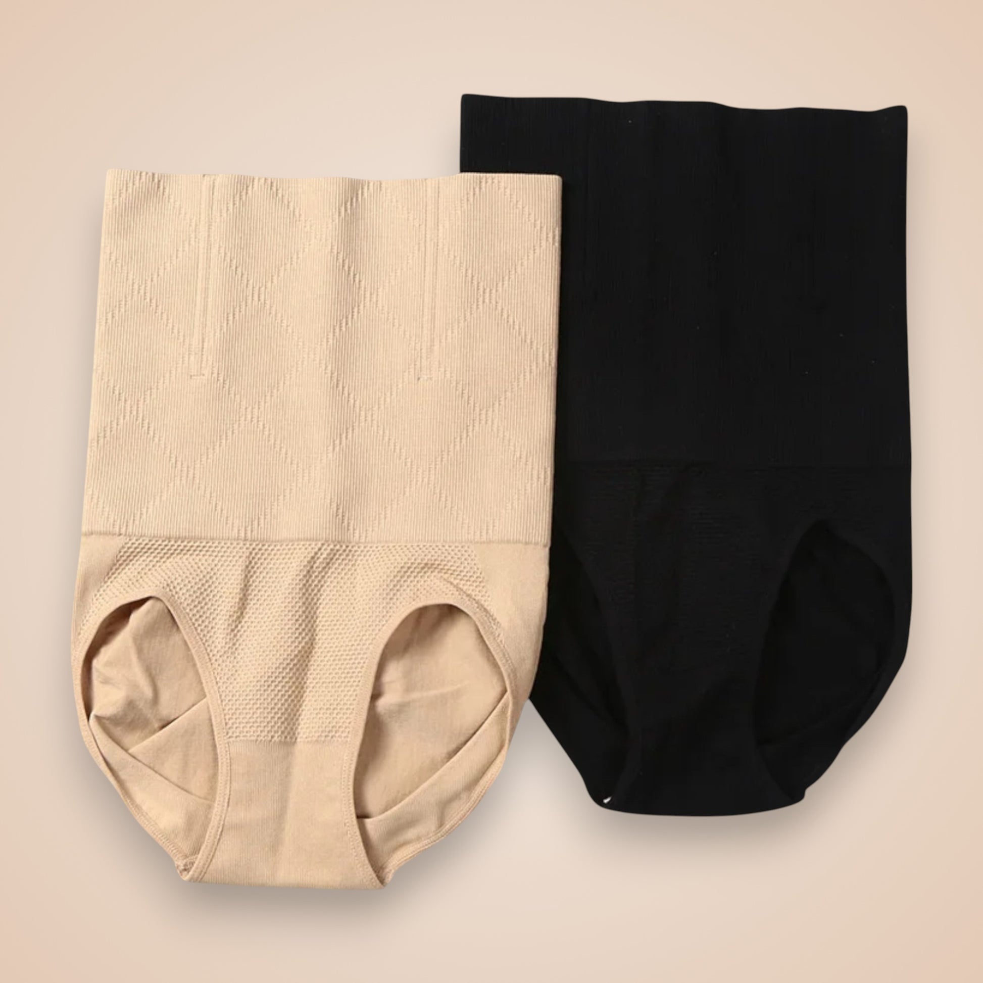 Lot de deux culottes gainantes taille haute pour femme, une noire et une couleur nude, lingerie sculptante effet ventre plat et amincissant.
