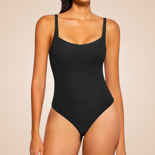 Body amincissant noir pour femme, lingerie sculptante effet ventre plat avec bretelles fines, invisible sous les vêtements pour affiner la silhouette.